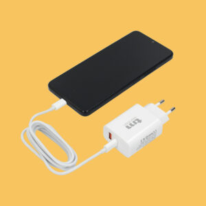 Cargador ULTRA RÁPIDO con cable USB C a USB C - Image 3